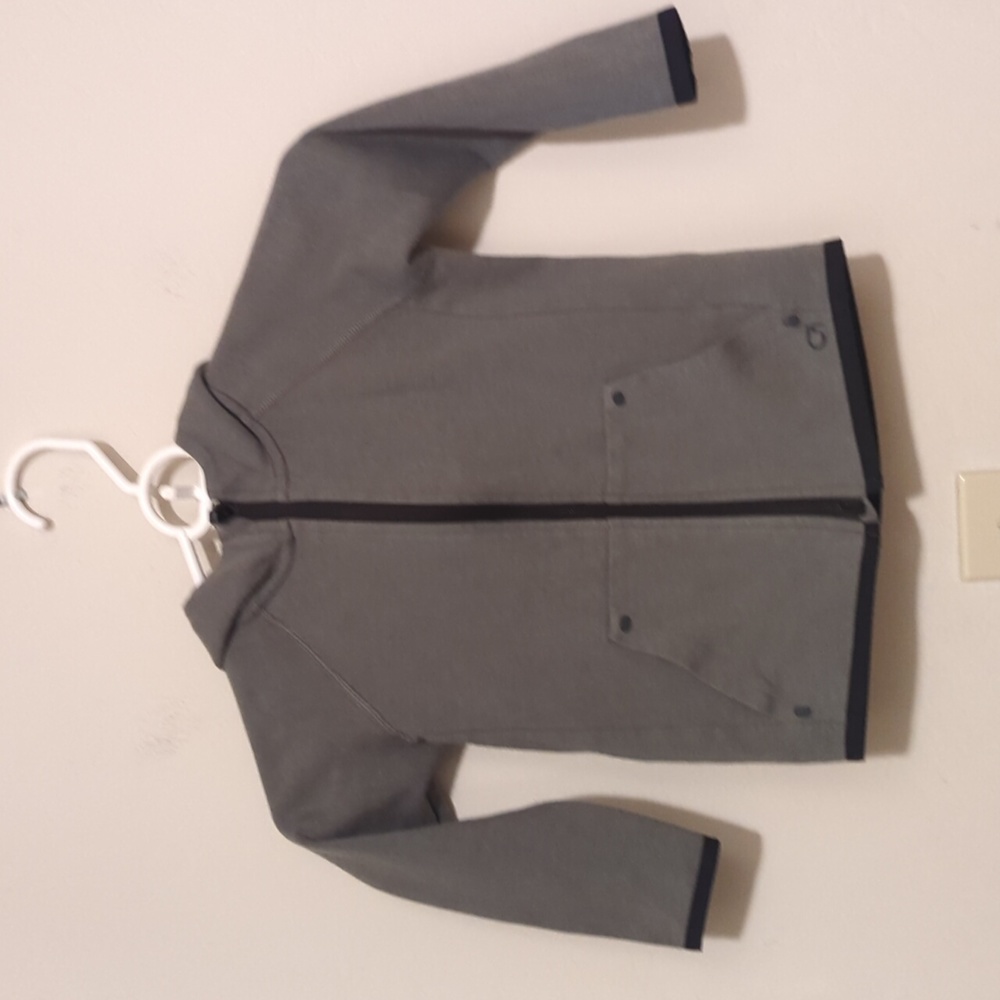 Gap fit boys sweater with hood green size 4 years